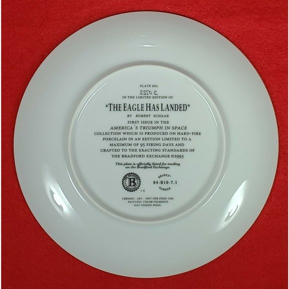 American's Triumph in Space Collectors Plate "The Eagle has Landed" MIB +COA - Picture 2 of 3
